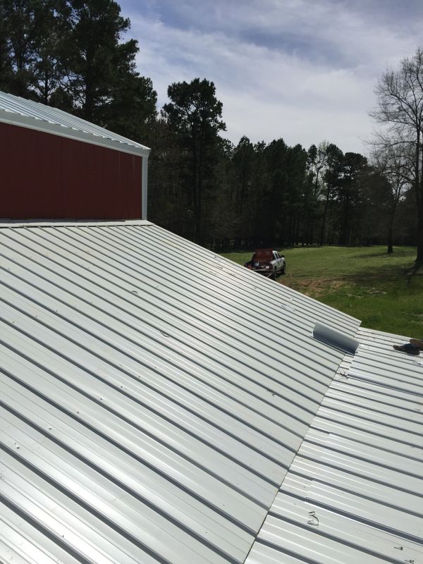 Barn Roof Installation in Louisa, VA