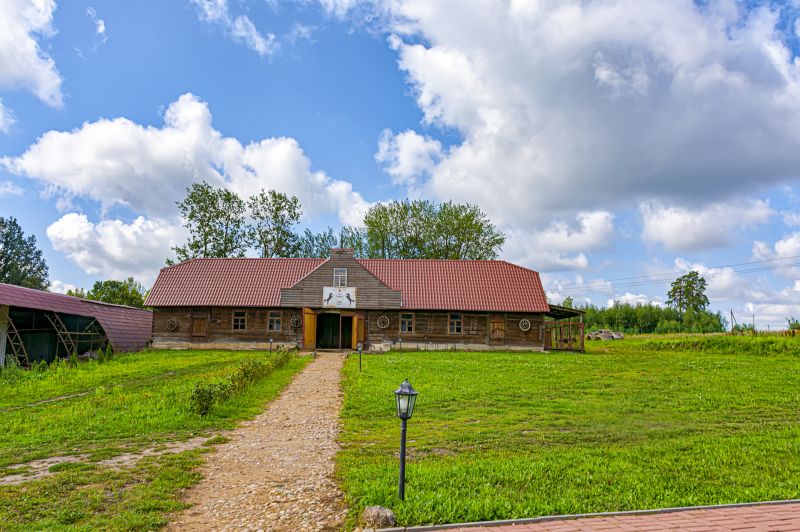Barn Roof Installation in Louisa, VA